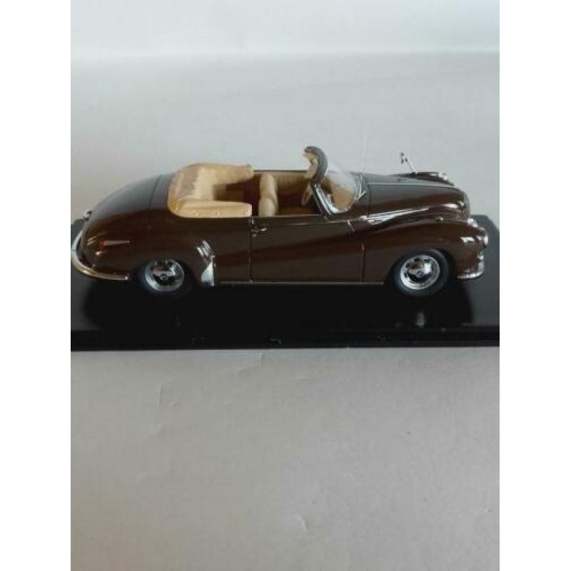 BMW 502 Cabrio Autenrieth 1956 (bruin) 1:43 NEO