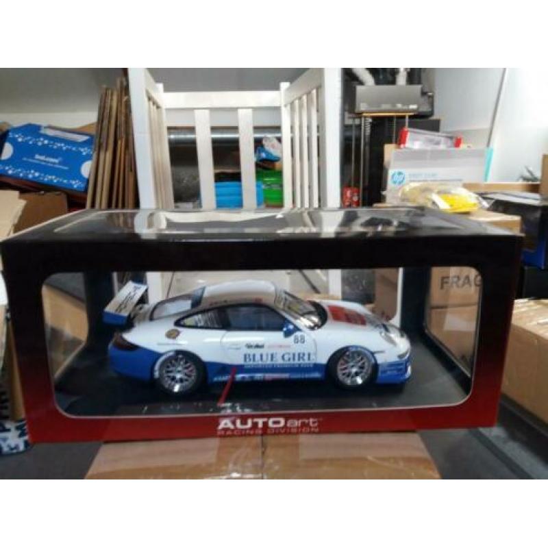Autoart Porsche 911 997 GT3 CUP PCCA winner 2006