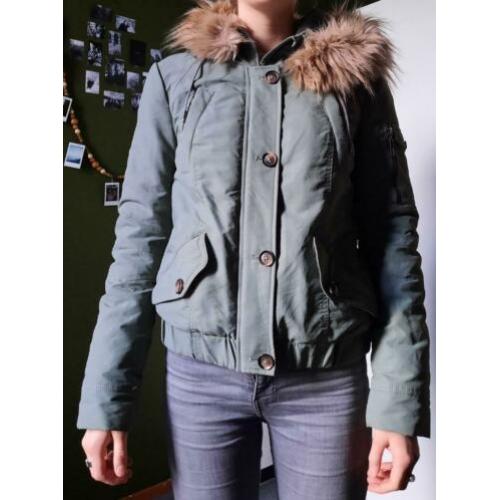 Groene winterjas maat 36