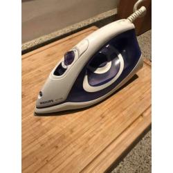 Stoomstrijkijzer: Philips GC 1705 werkt Perfect