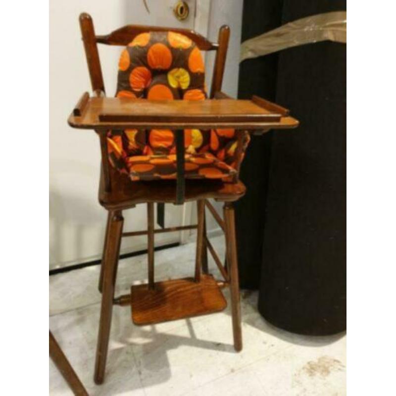 Vintage eet stoel kinderstoel voor maar €7,50