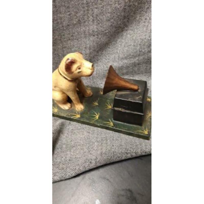Oud smeedijzer hondje