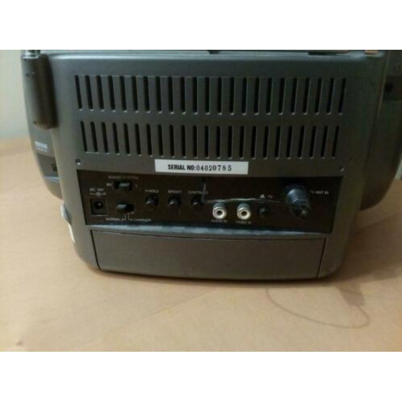 Leuke camping tv met Cd en radio