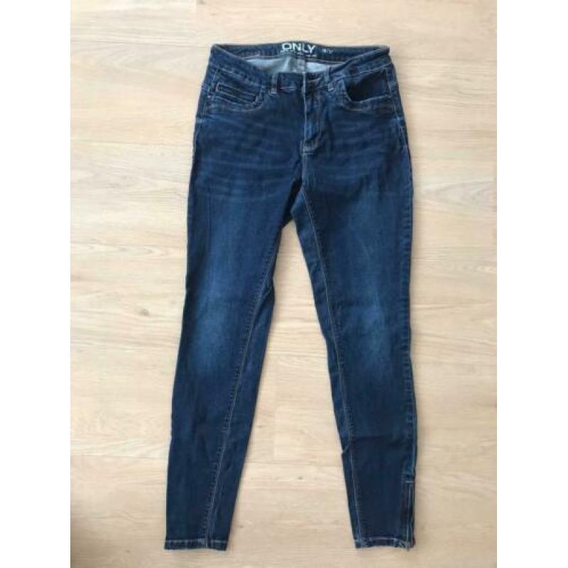 Spijkerbroek ONLY donkerblauw skinnyjeans maat 28/32