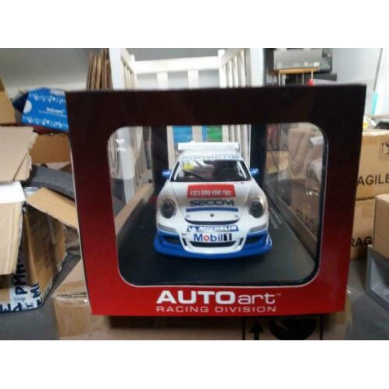 Autoart Porsche 911 997 GT3 CUP PCCA winner 2006