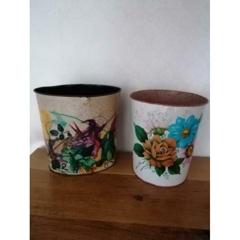 Doos vol vintage /retro vaasjes/potjes/kan/lamp rommelmarkt