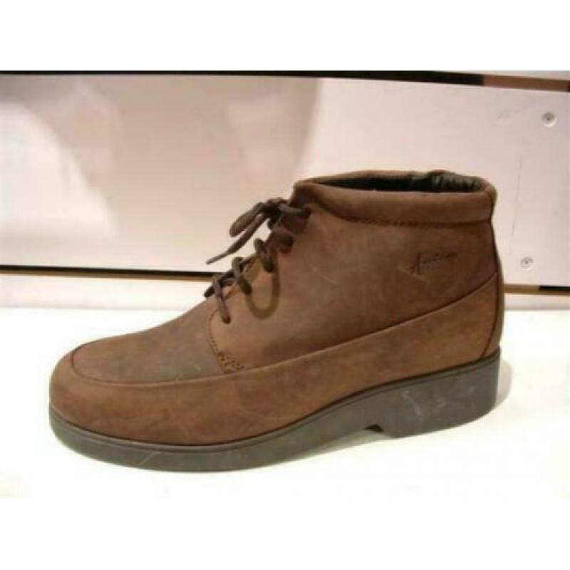 Bruine hoge schoenen Anita 40