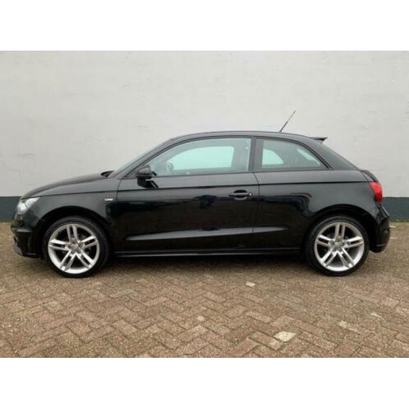 Audi A1 1.2 TFSI 2X S-Line - Uniek Nette Auto