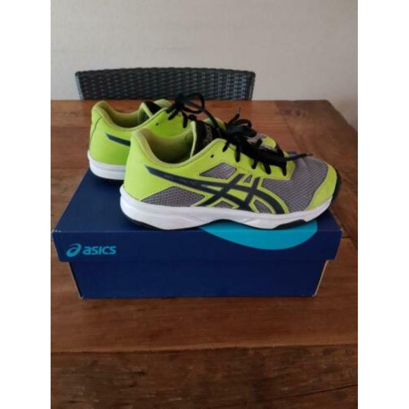 Zaalhockeyschoenen maat 35 Asics