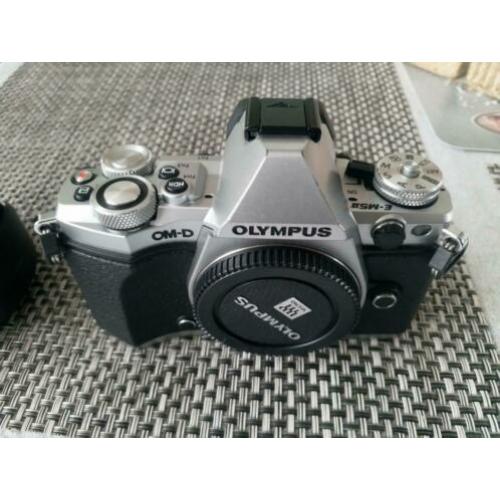 Systeem camera Olympus OM-D E-M5 MK2