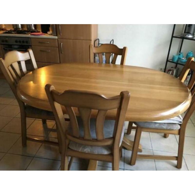 Eettafel eikenhout met 4 stoelen te koop