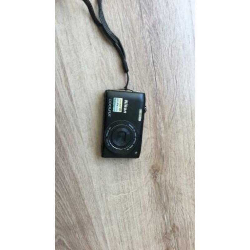 Nikon handcamera