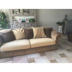 Te koop mooie sterke solide bank