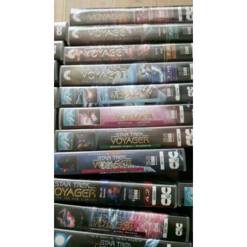 Startrek voyager video banden 67 te koop zie foto's