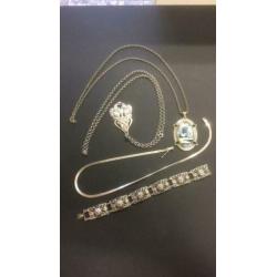 Antiek/oud lot zilveren sieraden