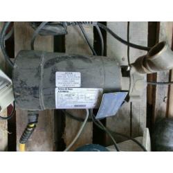 Century Motor met pomp 2x
