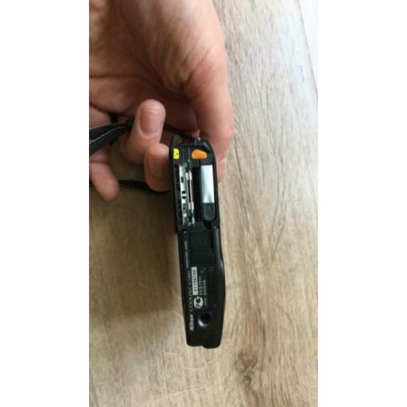 Nikon handcamera