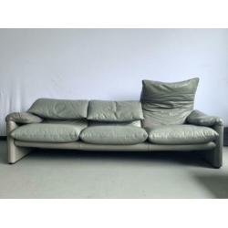 Cassina maralunga bank grijs leer design 3 zits bankstel