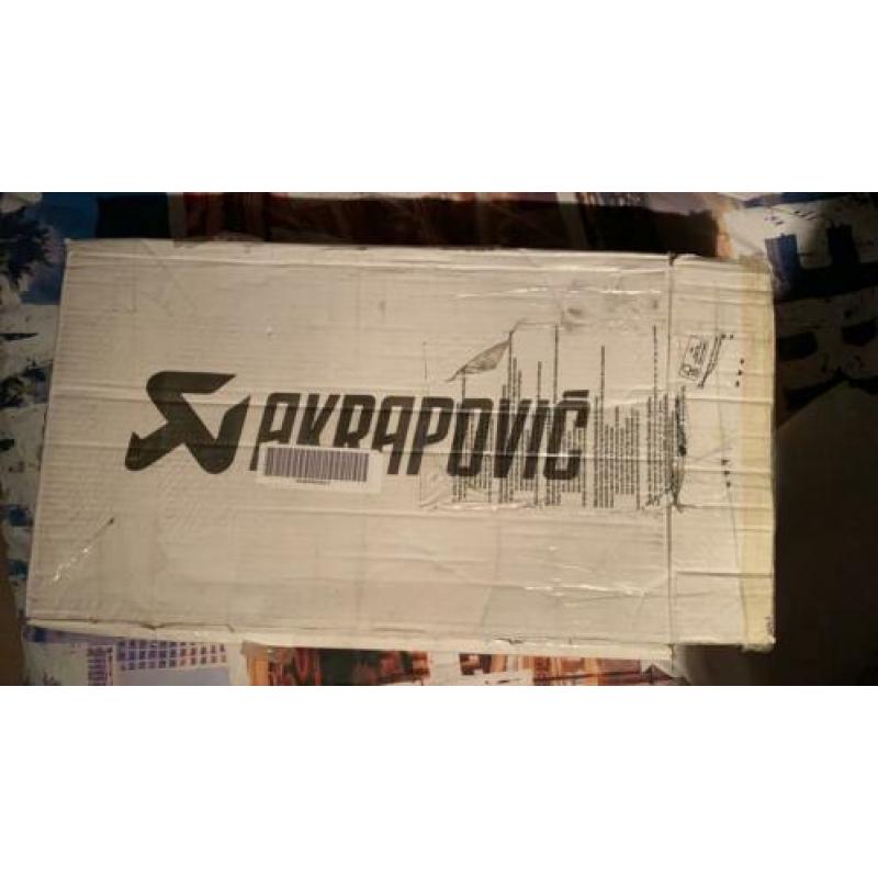 Nieuwe akrapovic voor Vespa!!