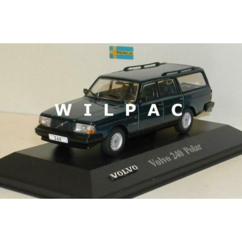 Volvo 245 240 Super Polar petrol metallic 1:43. Minichamps.