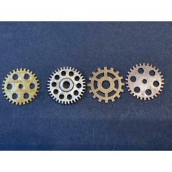 N2a 200 Bronzen Steampunk radertjes € 12,75