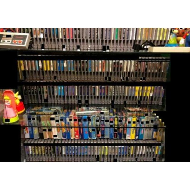 Nintendo nes (8 bit) spellen en spullen - ik heb een heleboe