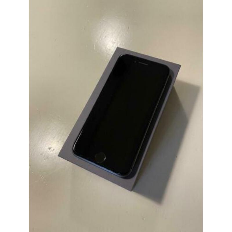 iPhone 8 64gb