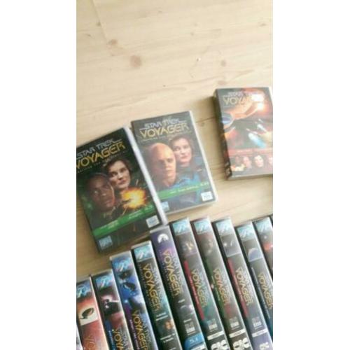Startrek voyager video banden 67 te koop zie foto's