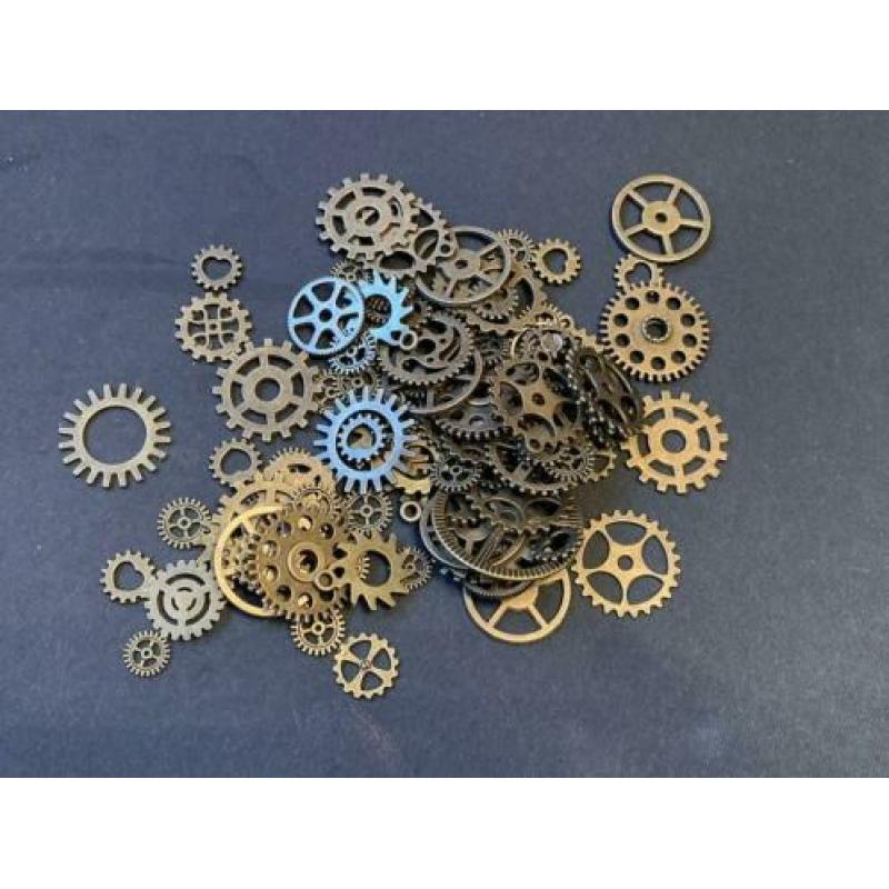 N2a 200 Bronzen Steampunk radertjes € 12,75