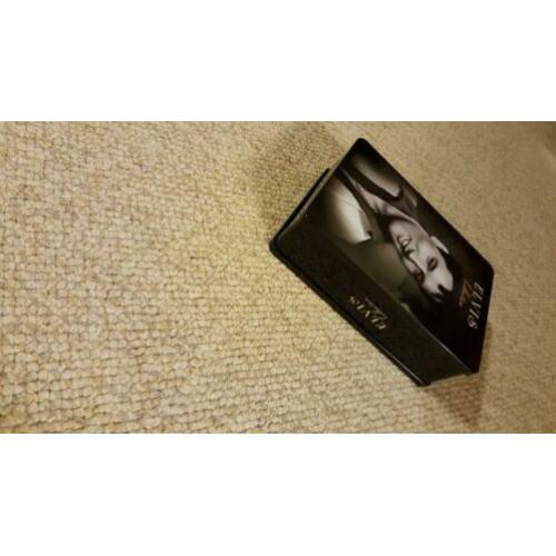 8 dvd's Elvis Presley in blikken trommel. limited edition.