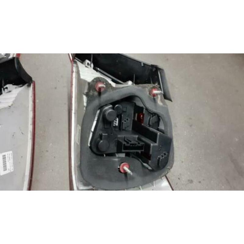 Bmw e92 335e achter licht auto wordt gedemonteer!