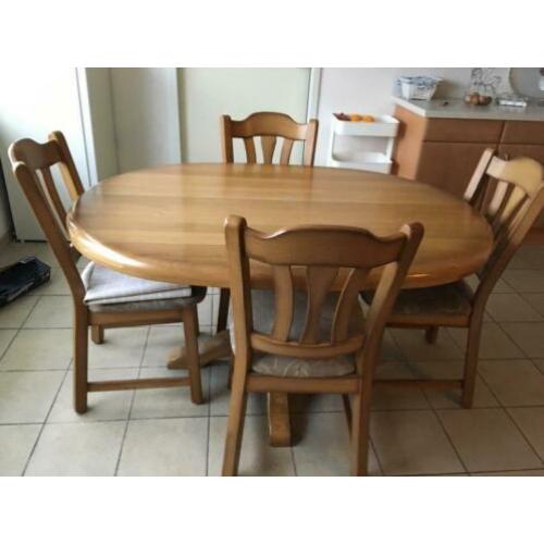 Eettafel eikenhout met 4 stoelen te koop