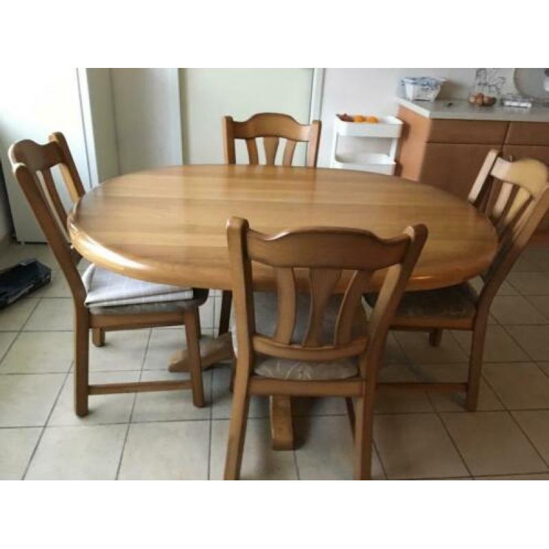 Eettafel eikenhout met 4 stoelen te koop