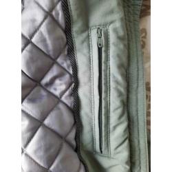 Groene winterjas maat 36