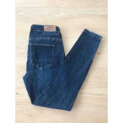 Spijkerbroek ONLY donkerblauw skinnyjeans maat 28/32