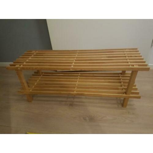 Houten schoenenrek