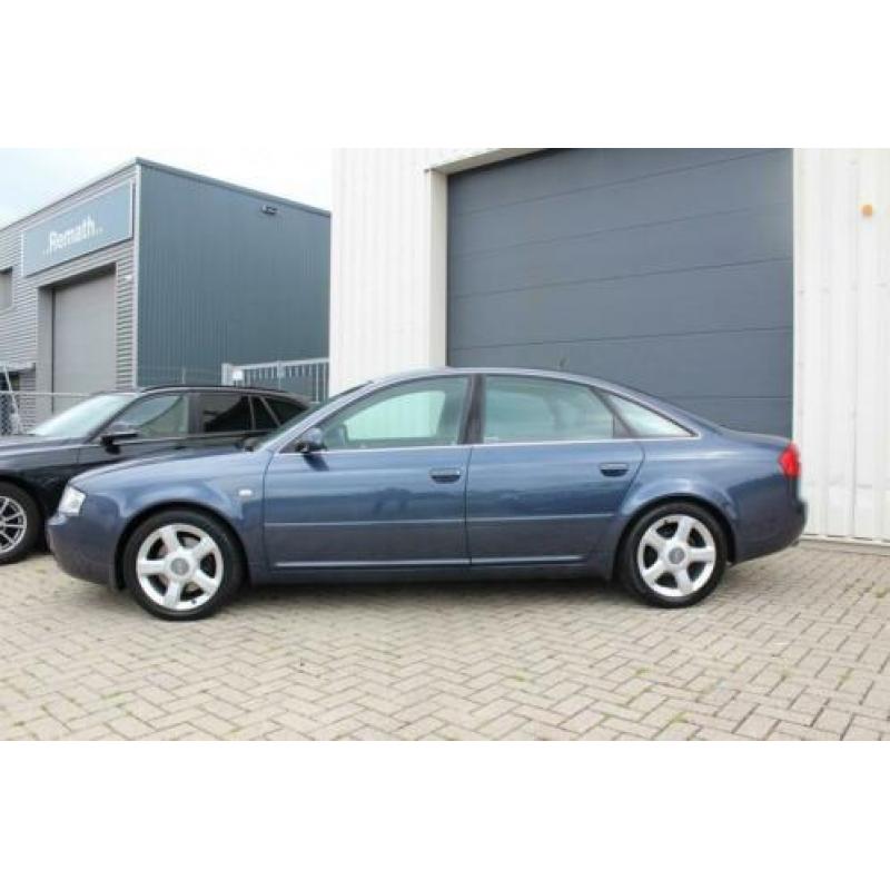 Audi A6 2.4 V6 Quattro, Navi, Motor rookt! (bj 2002)