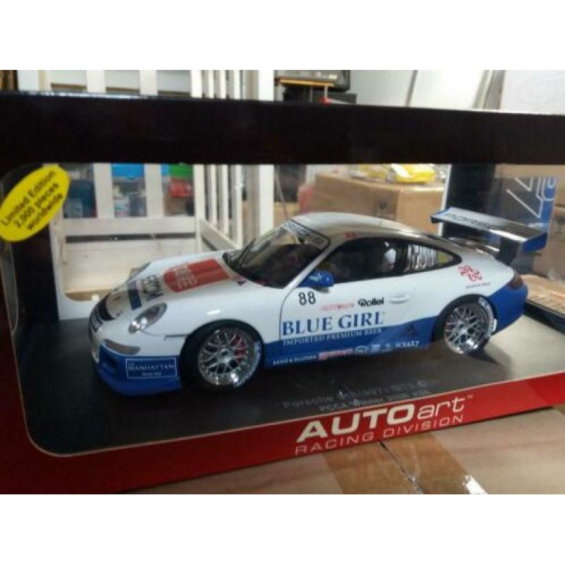 Autoart Porsche 911 997 GT3 CUP PCCA winner 2006