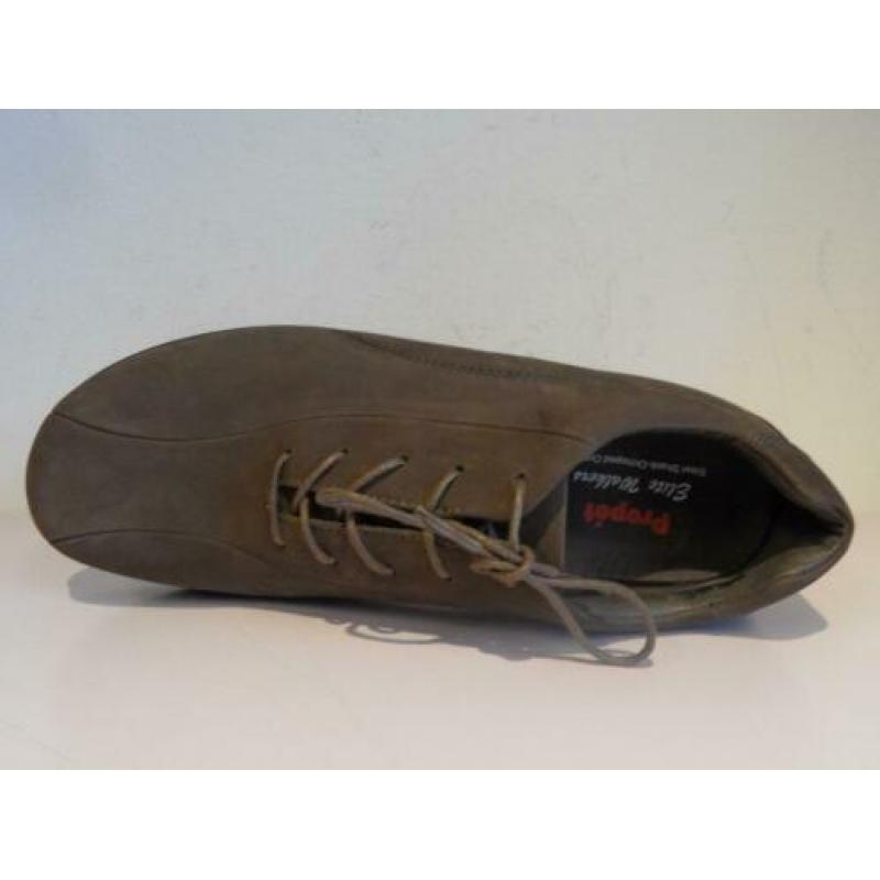 Bruine nubuck leren veterschoen 37