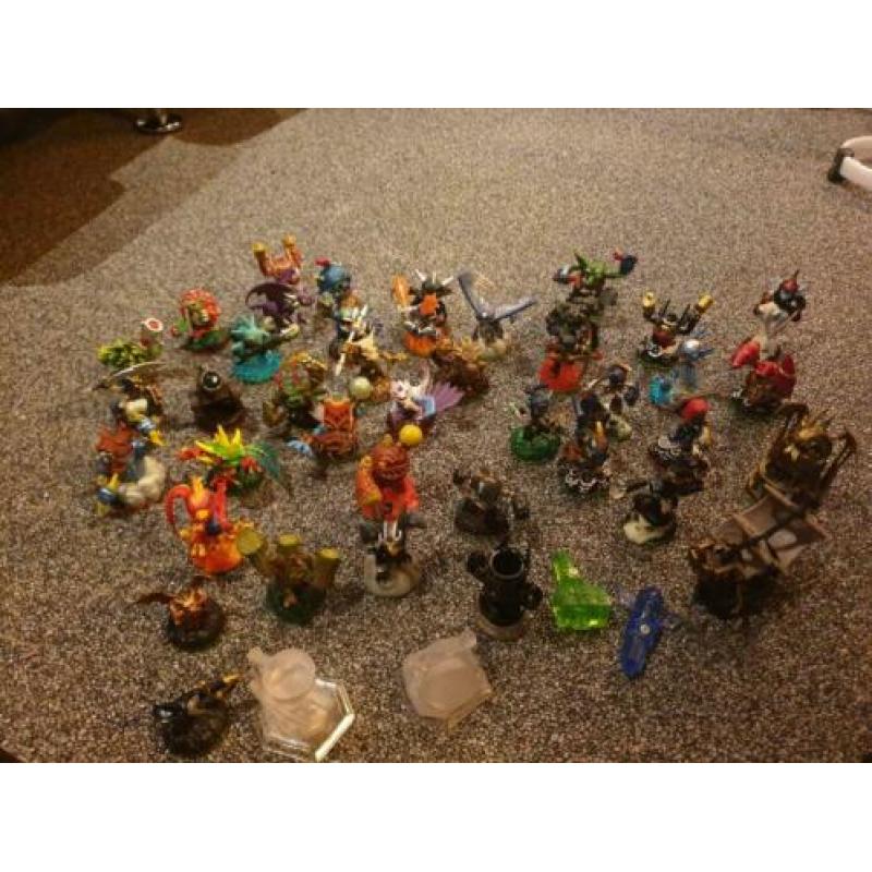Disney Infinity bijna 100 poppetjes en Giants