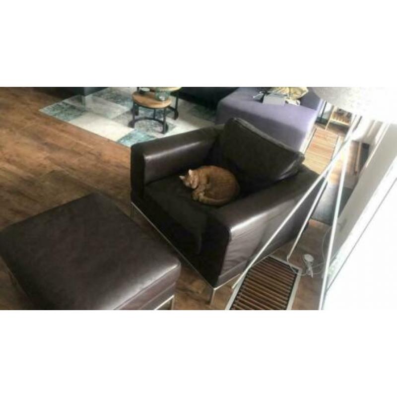 Bruin lederen luxe fauteuil met voetenbank