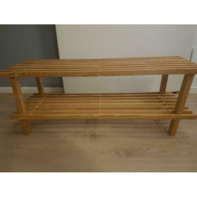 Houten schoenenrek