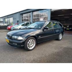 BMW 3-serie Touring 320i Executive Nette staat ! Goed onderh