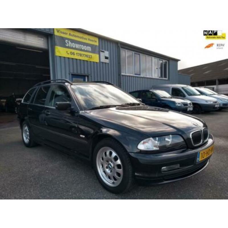 BMW 3-serie Touring 320i Executive Nette staat ! Goed onderh