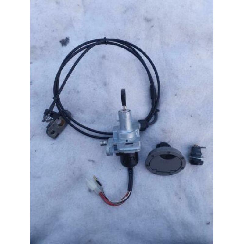 Complete yamaha aerox contact slot set