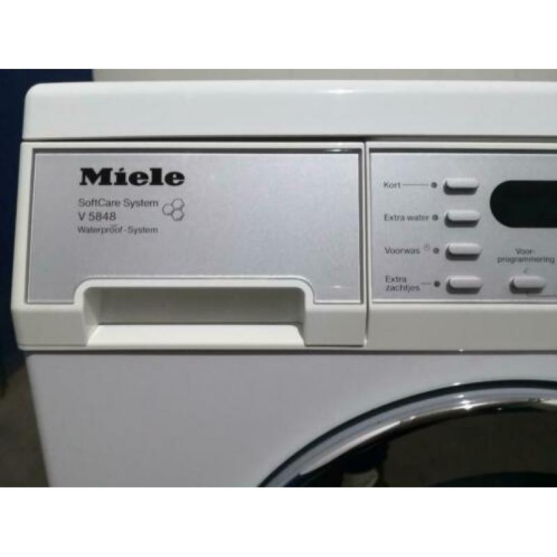 Bijna nieuwe luxe Miele Softcare met aquastop 7 kg 1400tpm