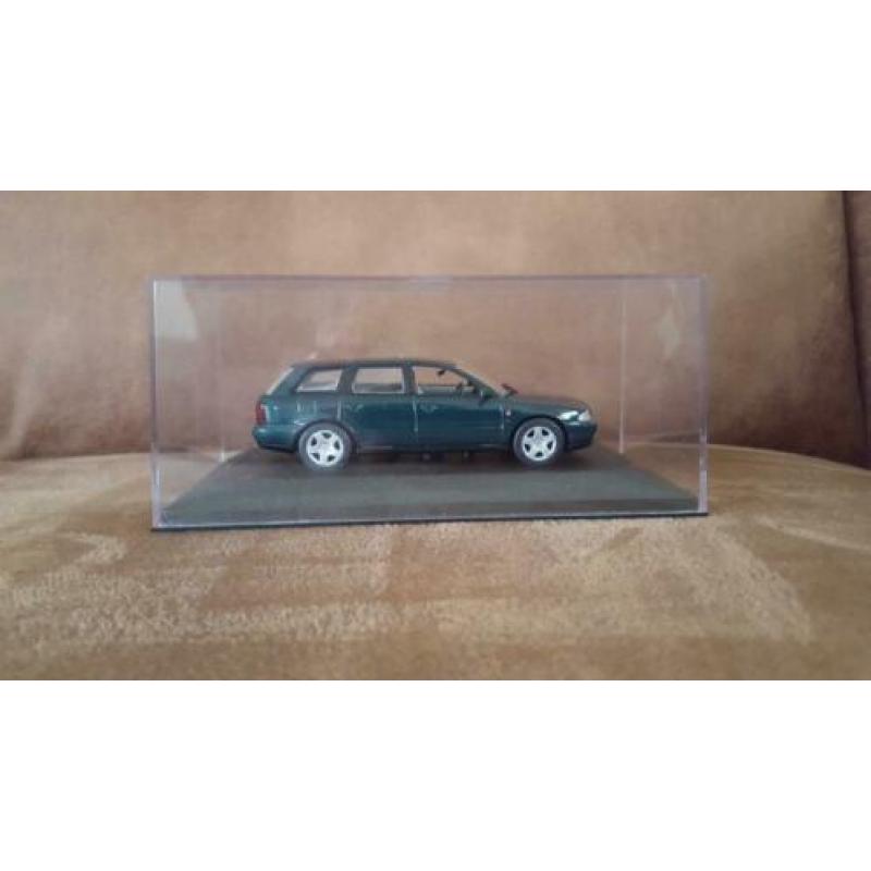 Audi A4 Avant - Minichamps
