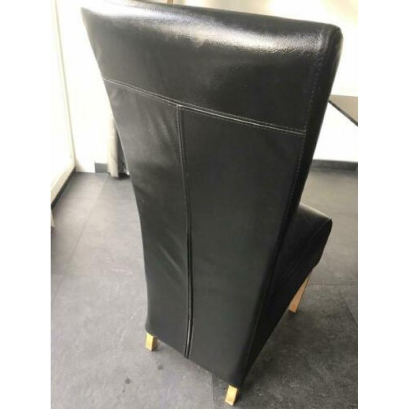 Glazen tafel en/of stoelen