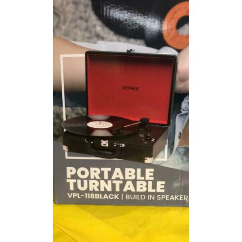 Denver portable turntable