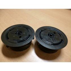 2 zwarte teac adapters